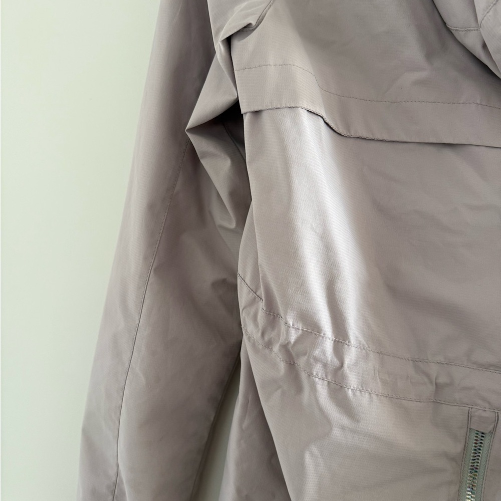 New Balance Light Gray/Lilac Zip-Up Jacket - Picture 2 of 4